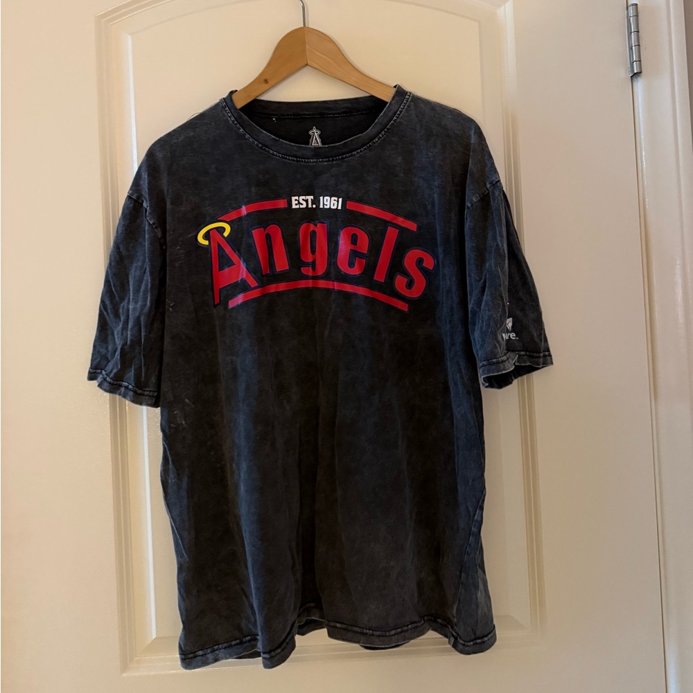 Vintage Throwback Night Angels Men's Black and Grey T-shirt